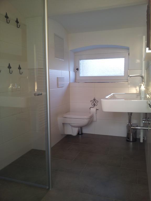 Ferienwohnung An Der Elbe Дрезден Екстериор снимка
