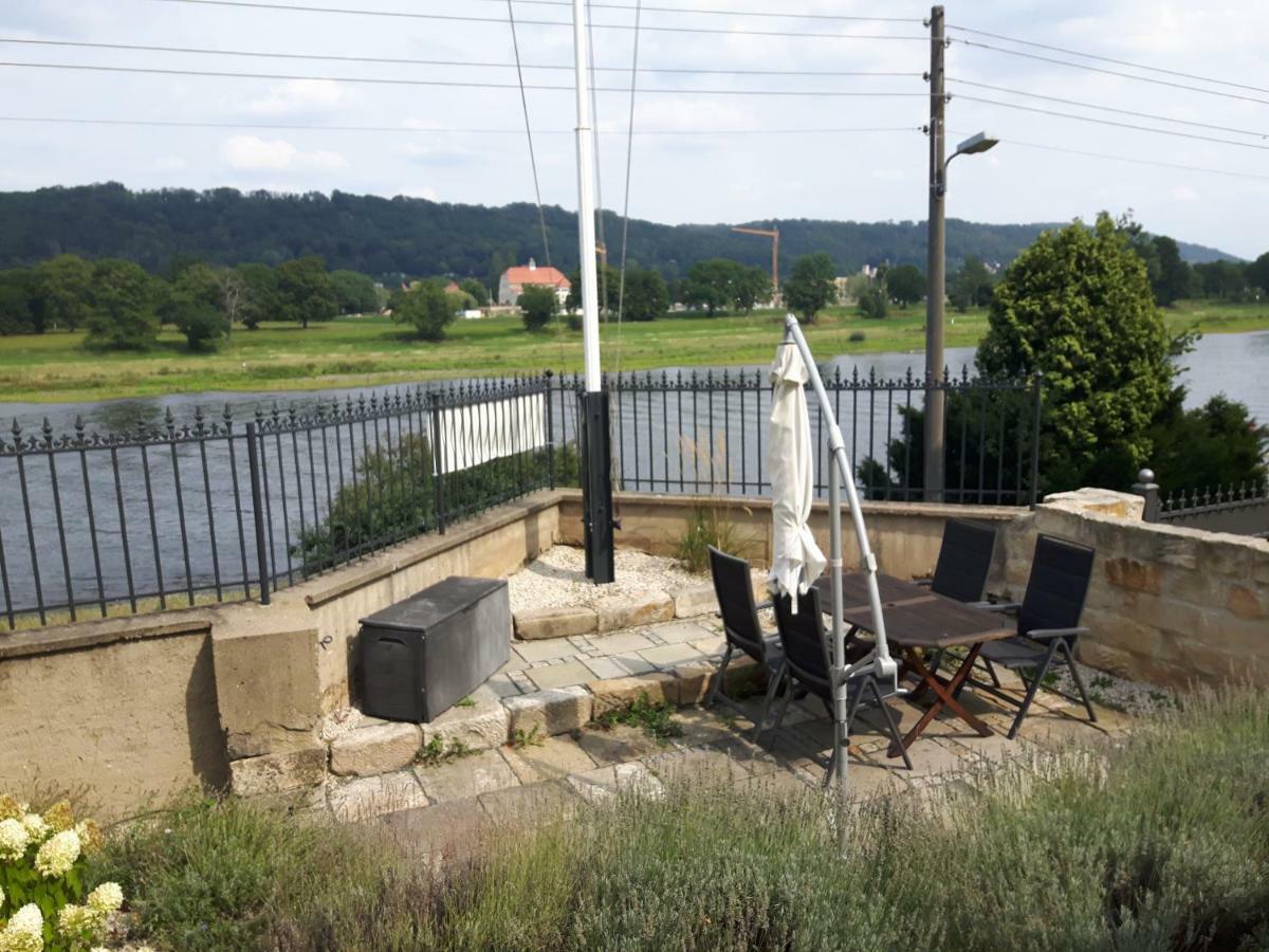 Ferienwohnung An Der Elbe Дрезден Екстериор снимка
